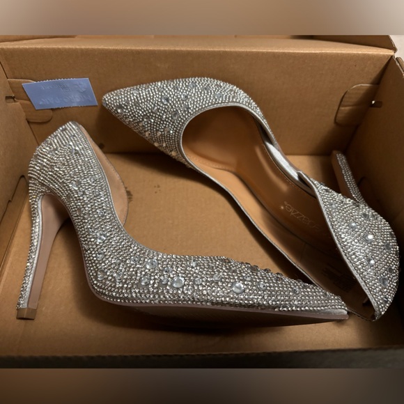 Shoe Dazzle rhinestone High heel pumps - Picture 2 of 12